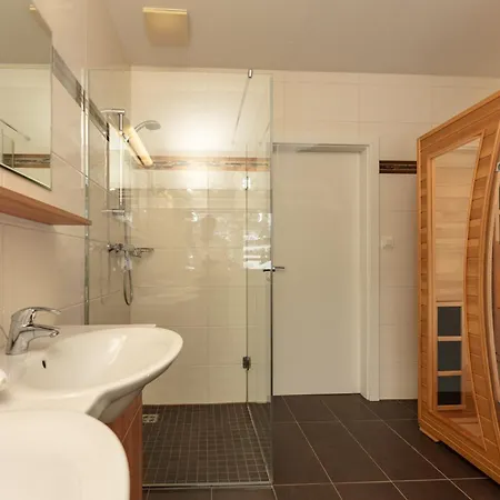 Karoline By Schladming-appartements Апартаменты *